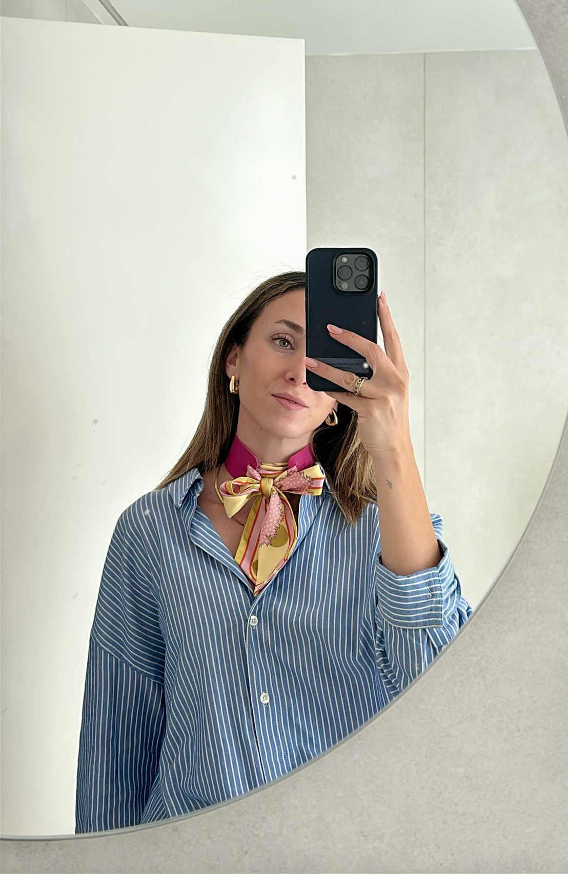 Choker Clavel Rosa